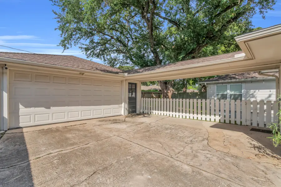 11418 Valley Stream Drive, Houston, TX 77043 - #3