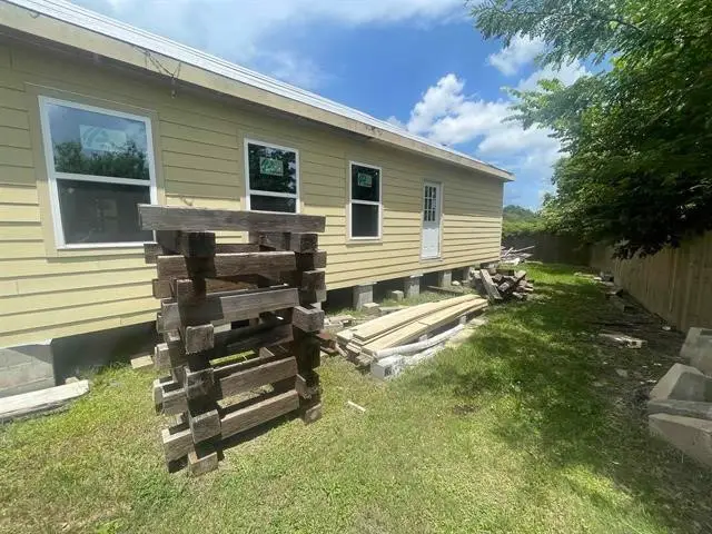 260 Rosen Street, Bridge City, TX 77611 - #2