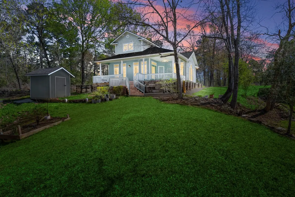 128 W Village Cove Loop, Livingston, TX 77351 - #1