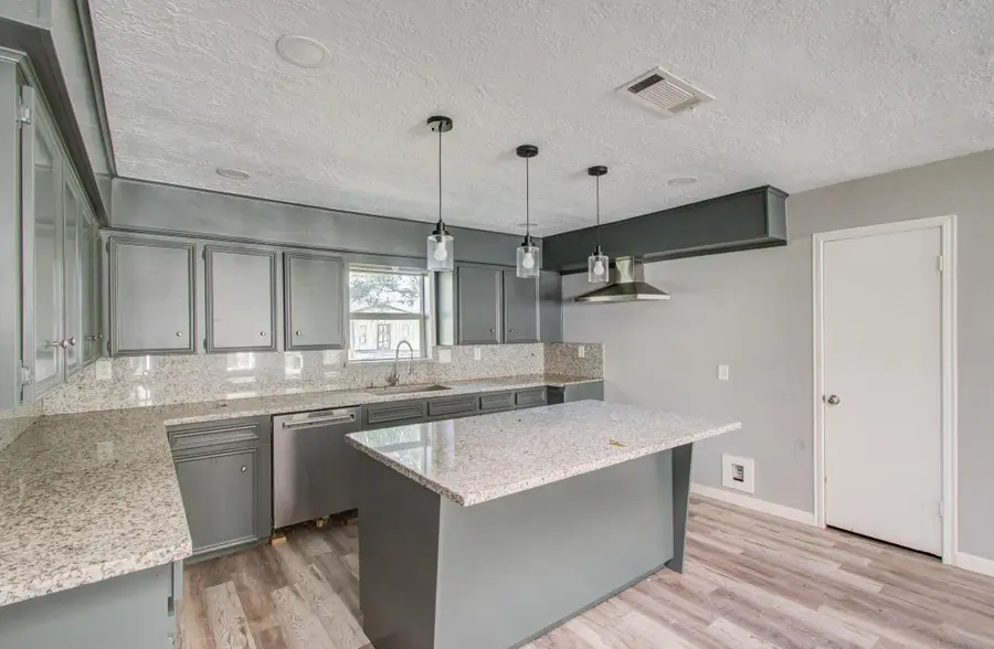 4029 County Road 326, Alvin, TX 77511 - Image #3