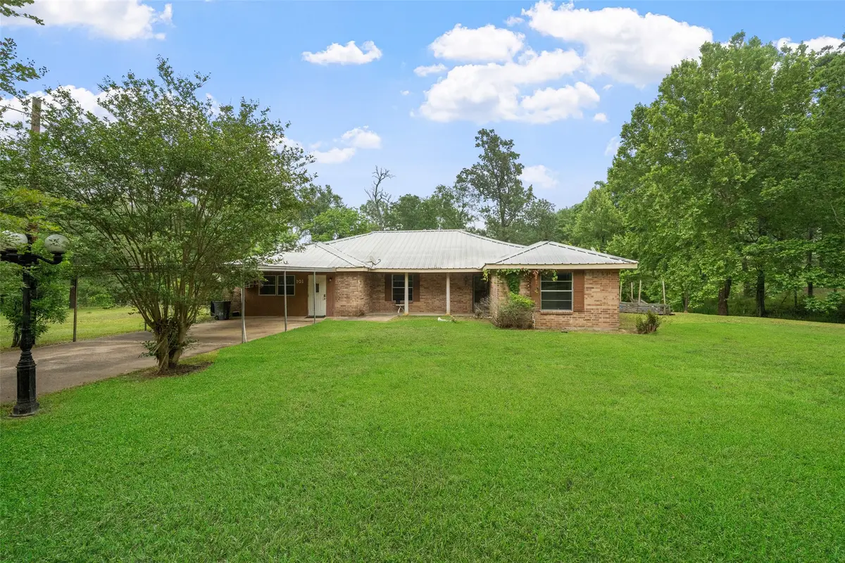 101 Walnut Drive, Coldspring, TX 77331 - Image #1