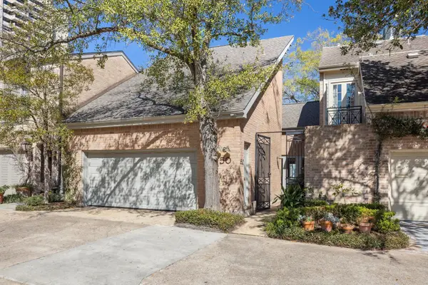 10 S Briar Hollow Lane #50, Houston, TX 77027