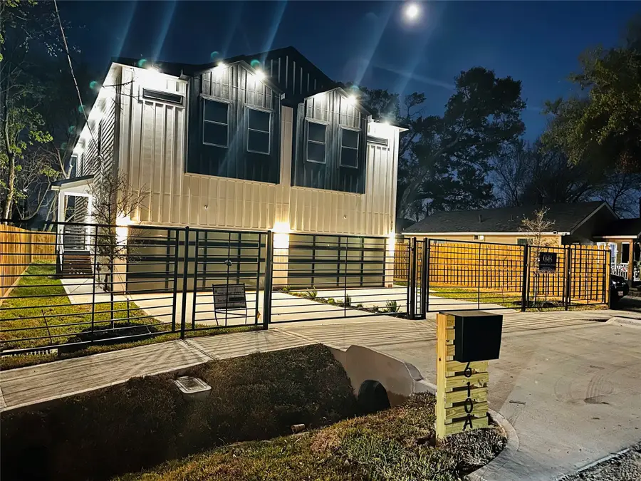 610 E 41st Street #A  B, Houston, TX 77022 - Image #3