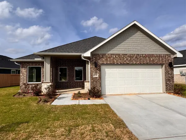 10300 Cabo Del Sol Drive, Cleveland, TX 77327