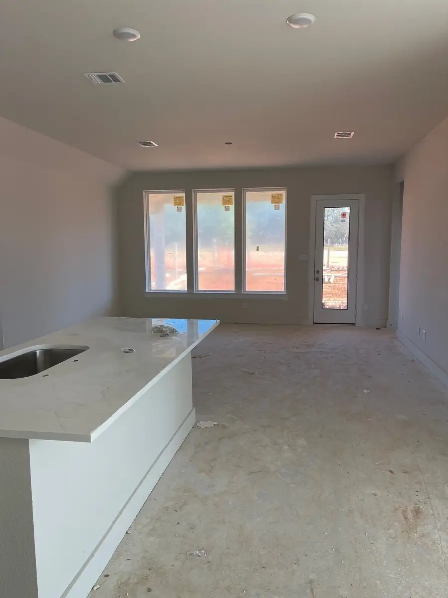 6917 Nubuck Drive, Montgomery, TX 77316 - Image #3