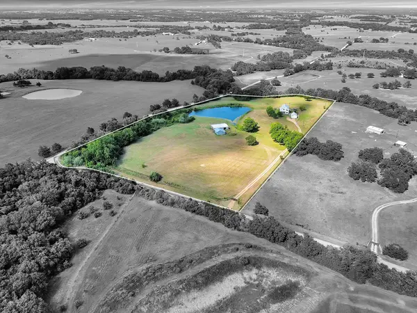 290 Phillipsburg Church Road, Chappell Hill, TX 77426