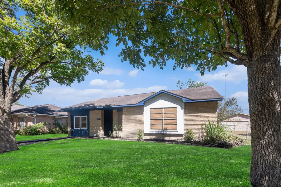 5734 Arthington Street, Houston, TX 77053 - Image #2