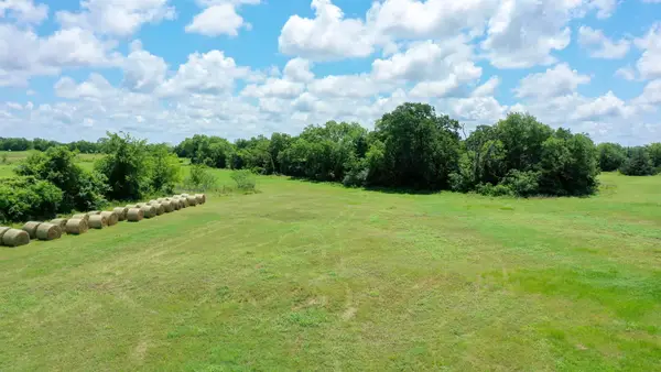 4853 Fm 1428, Madisonville, TX 77864