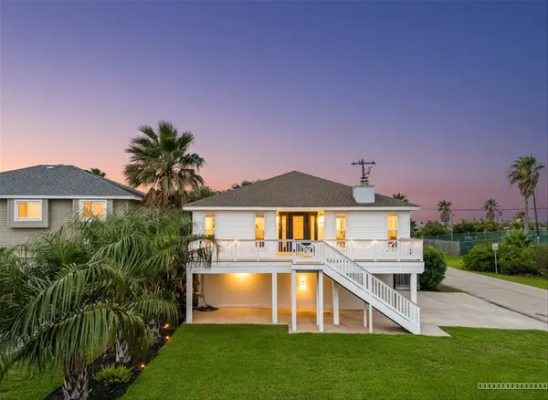 8902 Teichman Road, Galveston, TX 77554