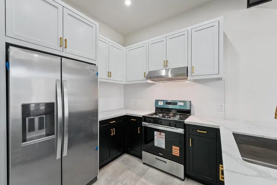 8506 Grand Knolls Drive, Houston, TX 77083 - Image #2