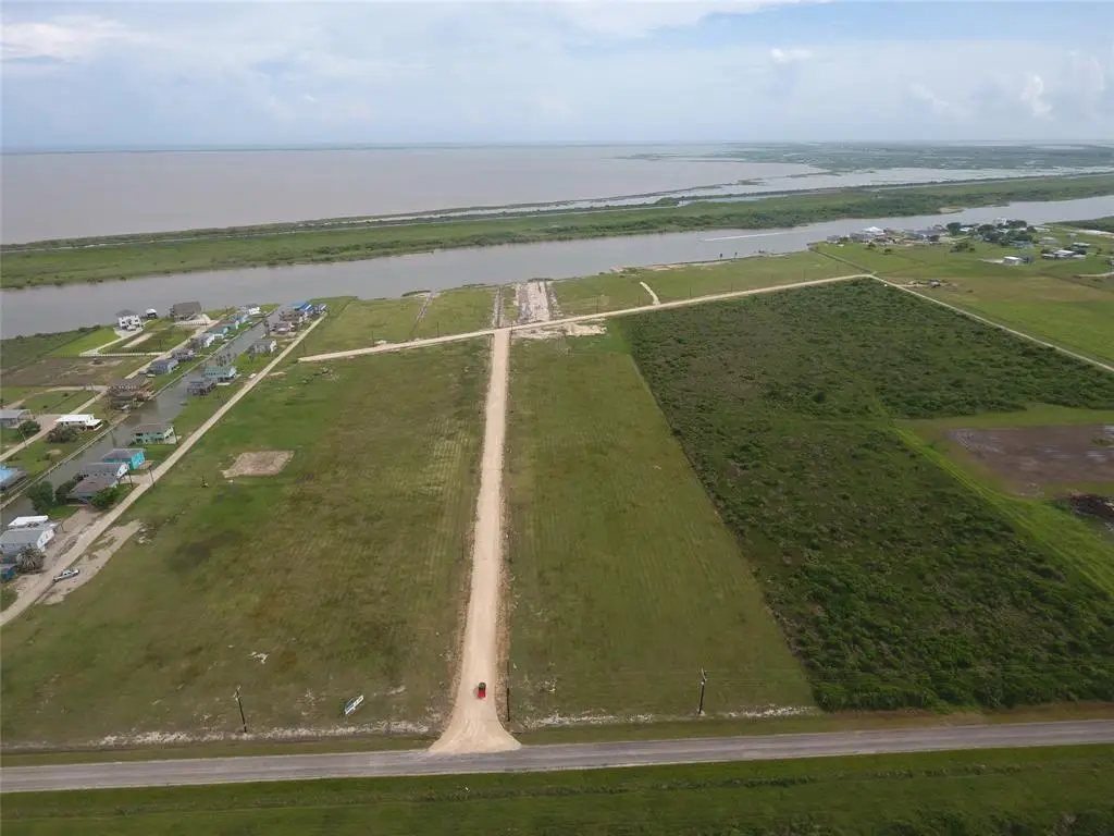138 Pr 687, Matagorda, TX 77457 - Image #1