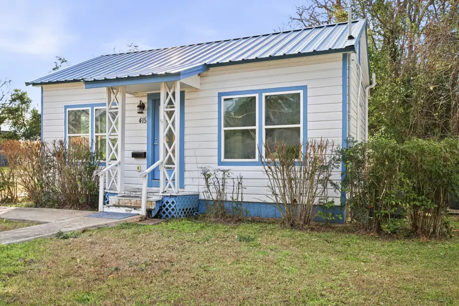 415 W Bluff Street, Woodville, TX 75979 - Image #3