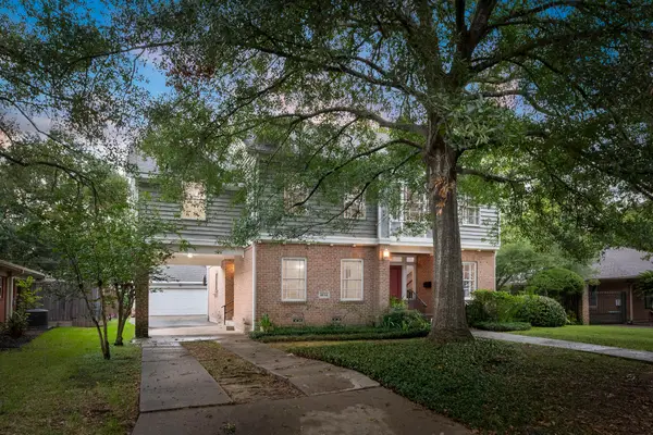 4034 Aberdeen Way, Houston, TX 77025