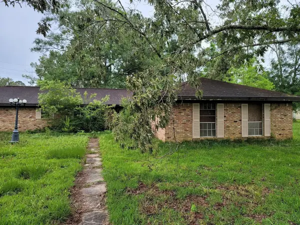 13325 River Oaks Boulevard, Beaumont, TX 77713