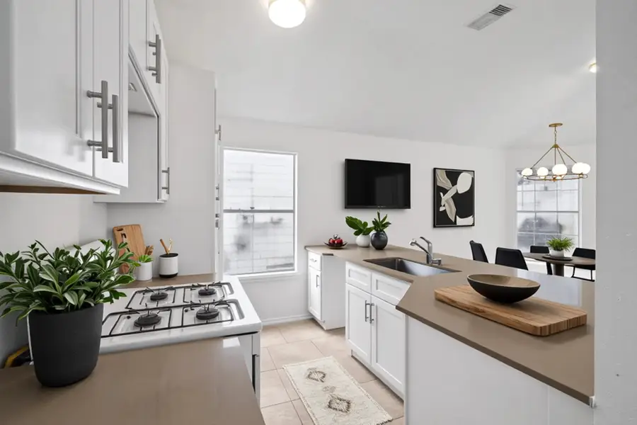 19527 Shady Bank Drive, Tomball, TX 77375 - Image #2