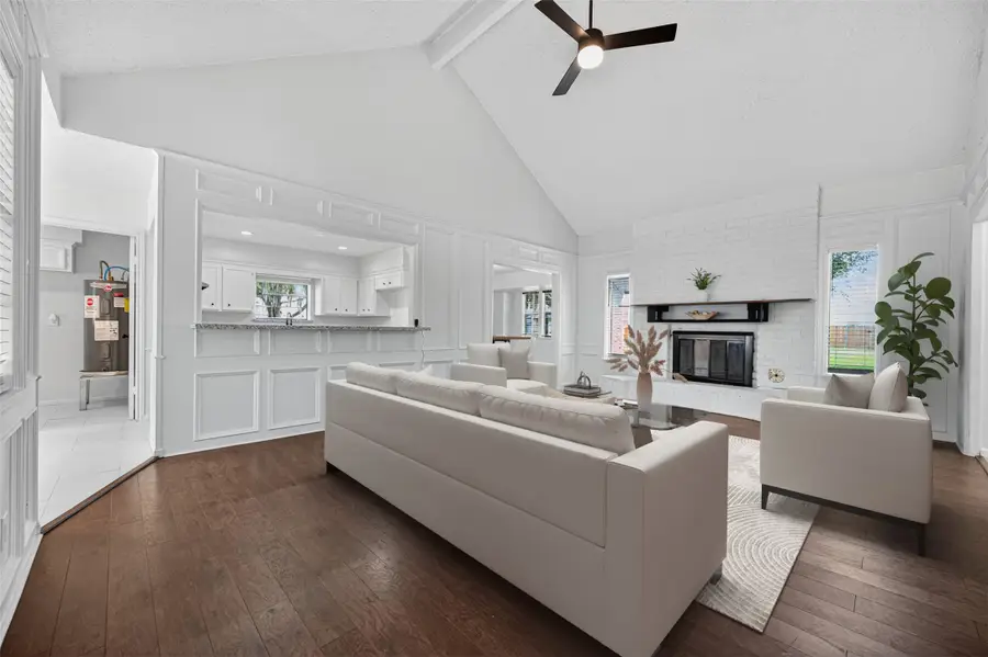 418 Twin Lakes Boulevard W, West Columbia, TX 77486 - Image #3