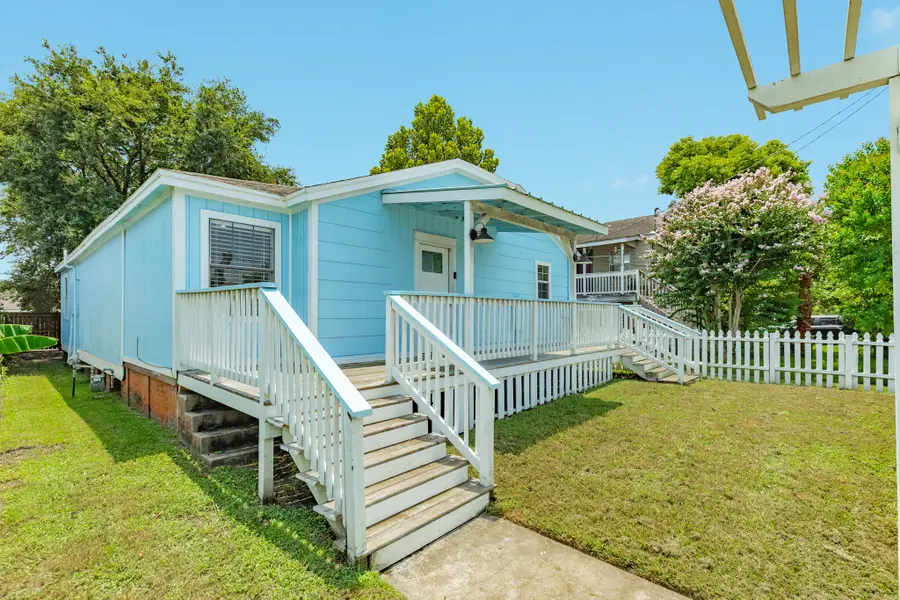 5507 Menard Avenue, Galveston, TX 77551 - #2