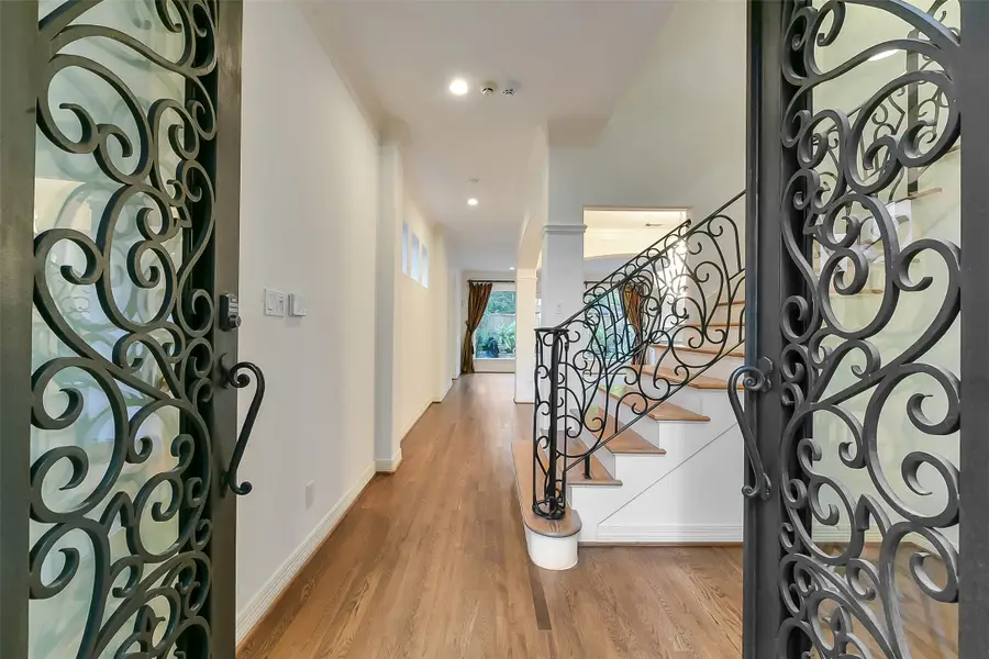 2112 Mcduffie Street, Houston, TX 77019 - #3