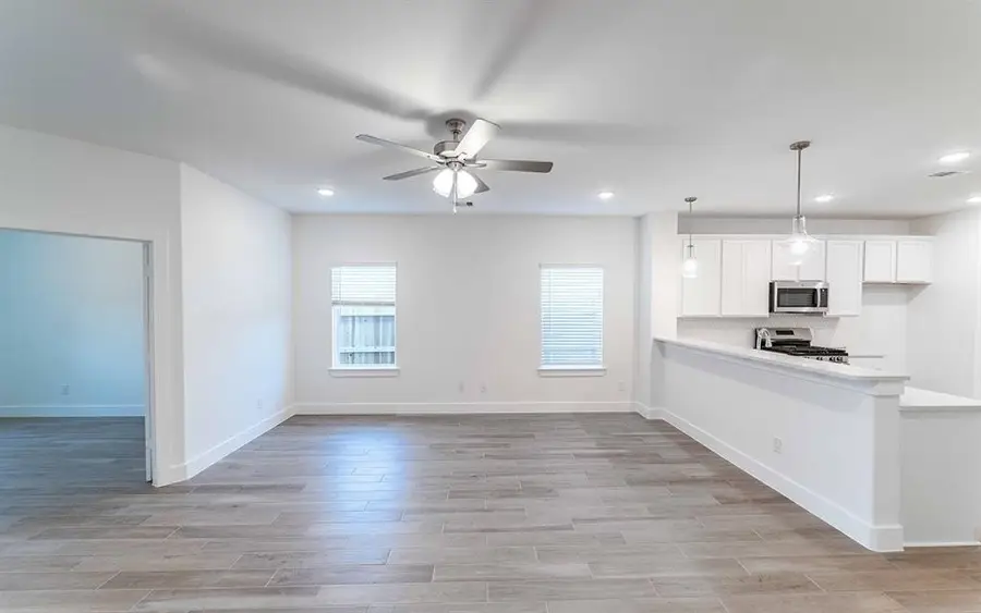 650 Escondido Drive, Dayton, TX 77535 - Image #3