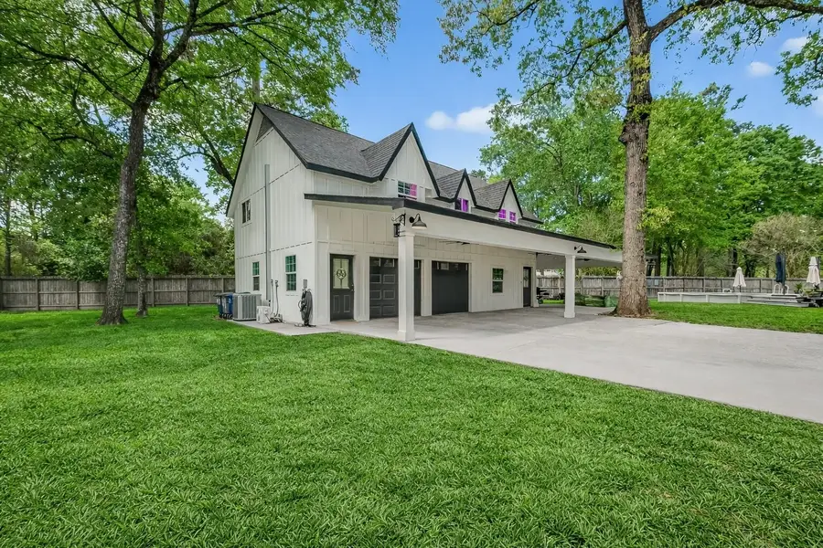 819 Sentinel Oaks, Pinehurst, TX 77362 - #2