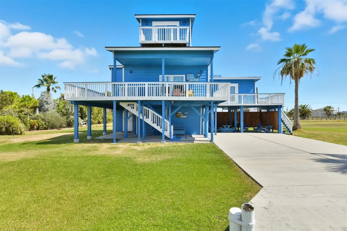 3917 3rd Street, Galveston, TX 77554 - #1