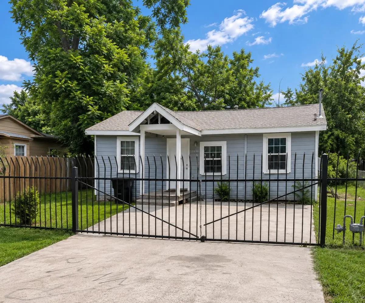 7438 Bywood Street, Houston, TX 77028 - #1