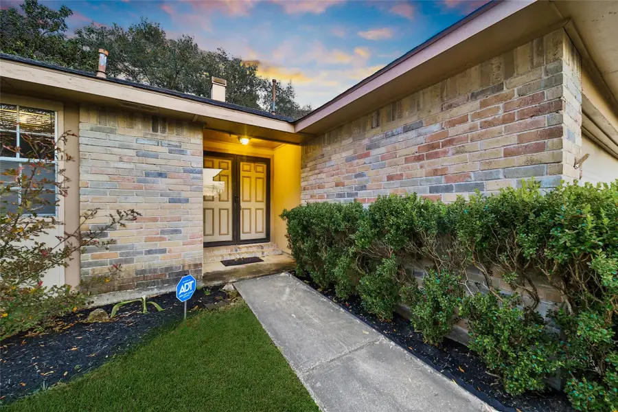 8106 Windy Acres Drive, Houston, TX 77040 - Image #2