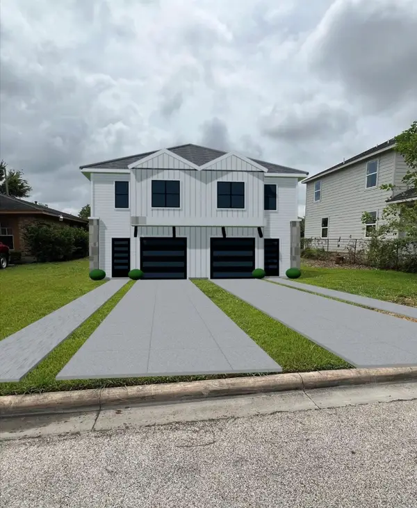 4810 Lingonberry Street, Houston, TX 77033