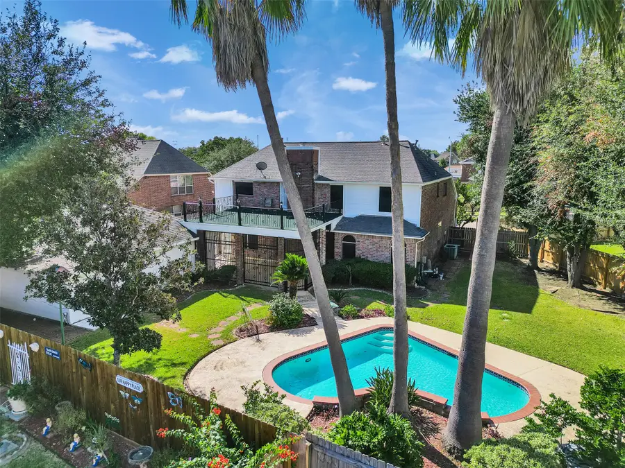 4414 Santee Drive, Baytown, TX 77521 - #2