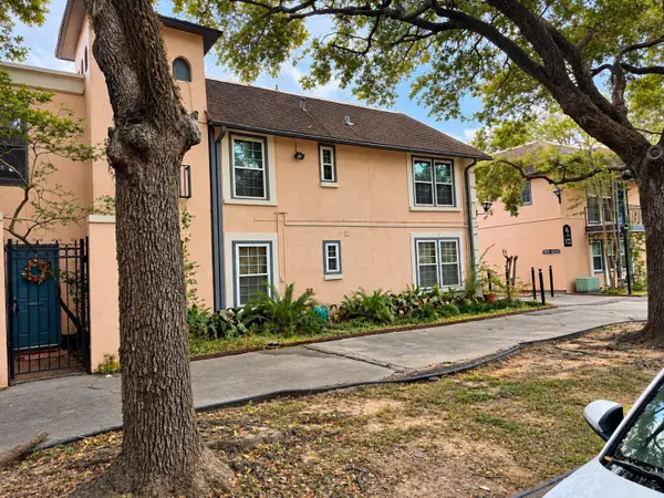 5238 Arboles Drive #F, Houston, TX 77035