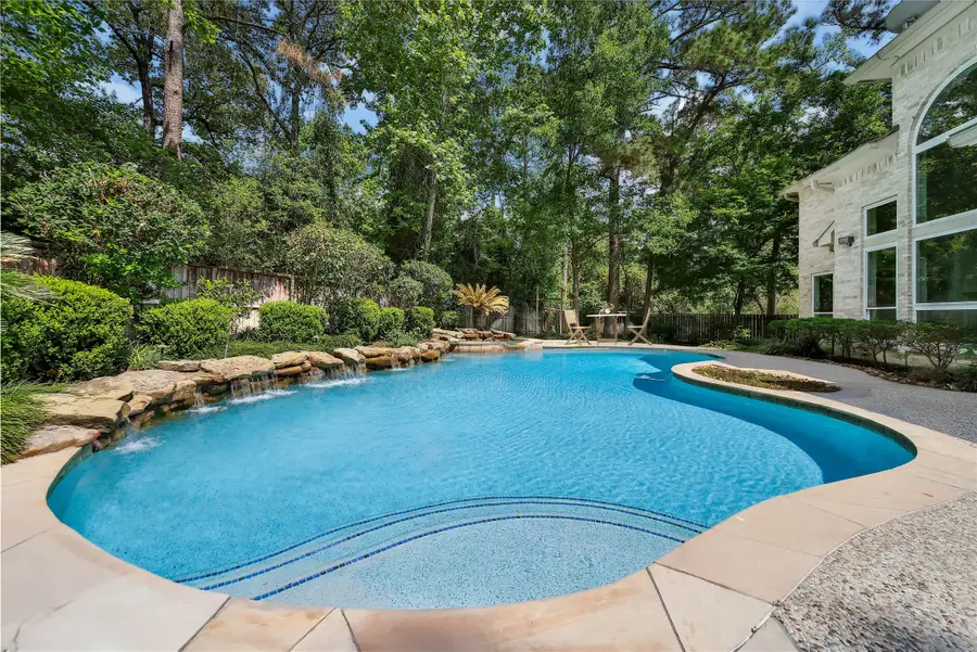 19 Millwright Place, The Woodlands, TX 77382 - #3