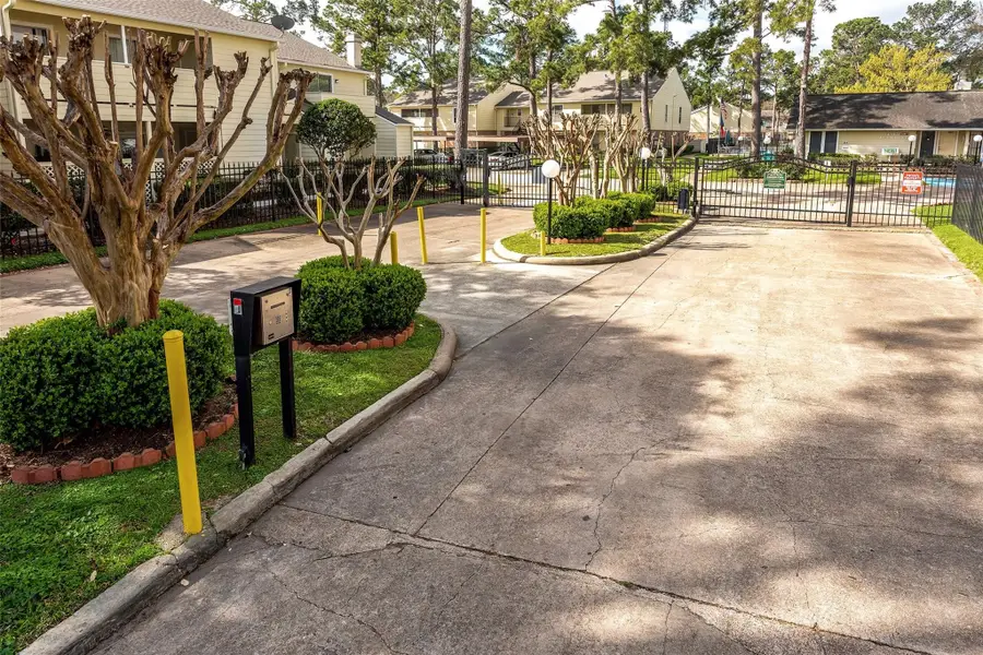 14515 Wunderlich Drive #315, Houston, TX 77069 - Image #2