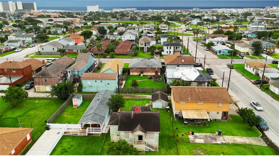 5621 Avenue Q 1/2, Galveston, TX 77551 - #3