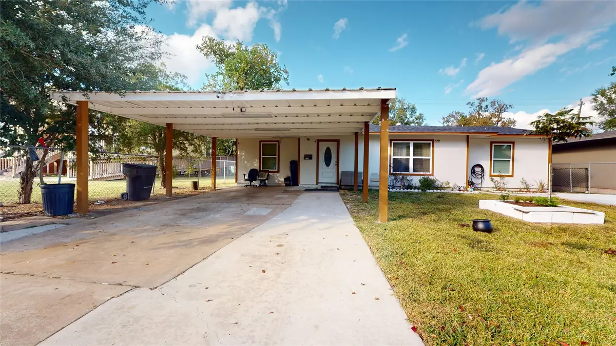 5767 Belcrest Street, Houston, TX 77033 - Image #1