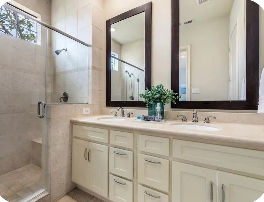 4001 Dallas Street #B, Houston, TX 77023 - #3