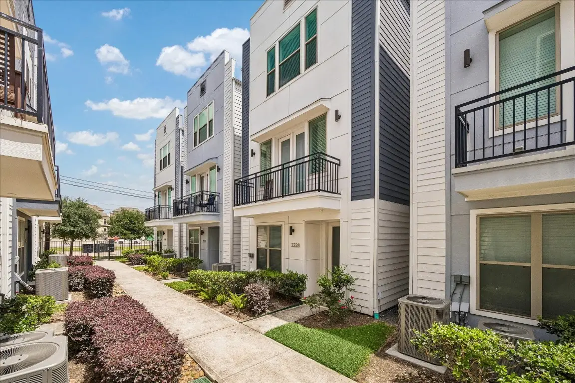 2228 Mcgowen Street, Houston, TX 77004 - #1