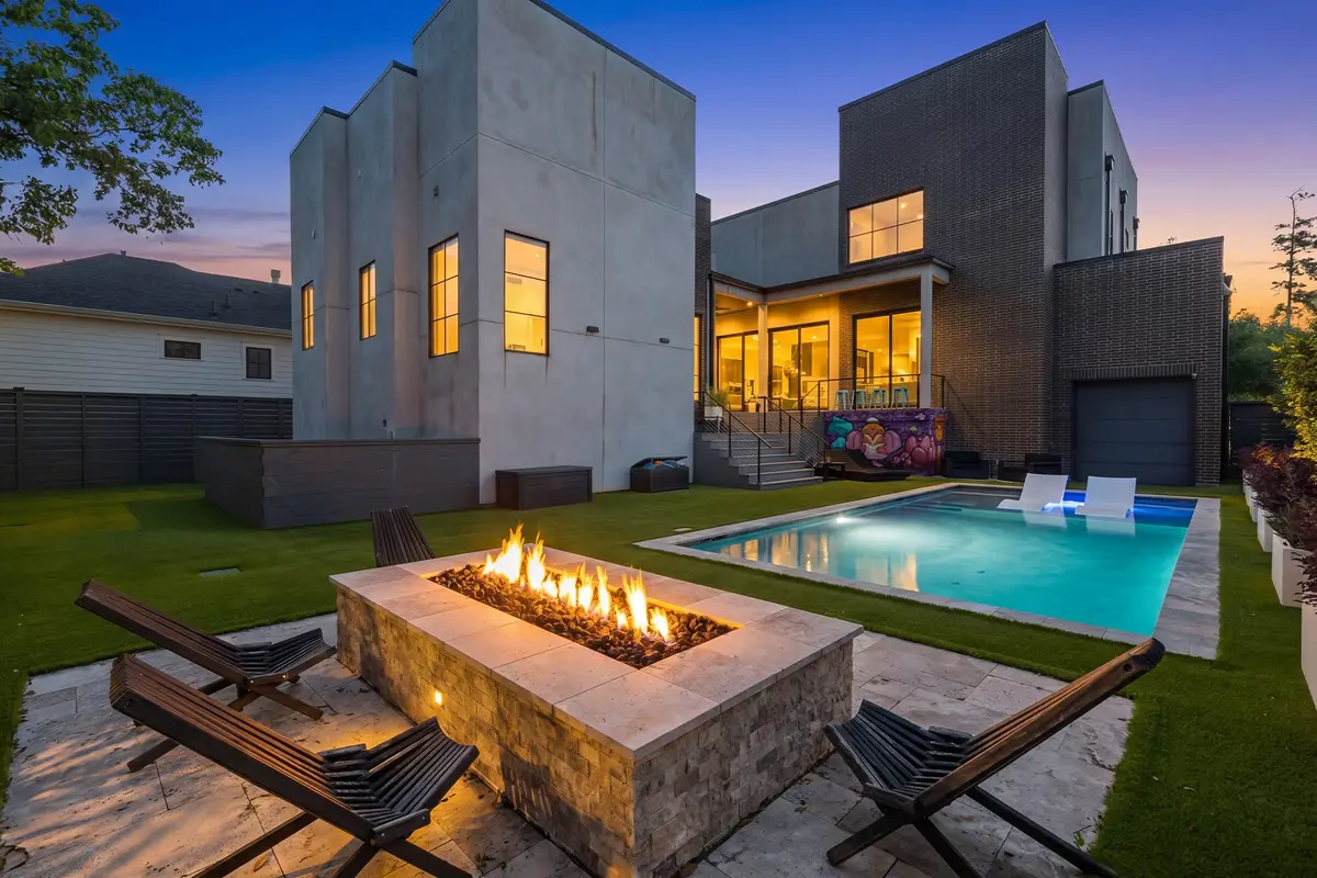 6143 Hurst Street, Houston, TX 77008 - #1