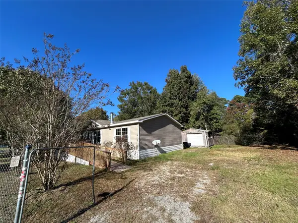 239 Saint Lucia Ln, Point Blank, TX 77364