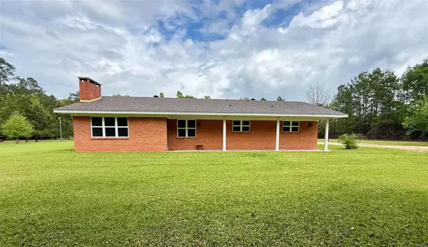 7339 Us Highway 190 E, Livingston, TX 77351