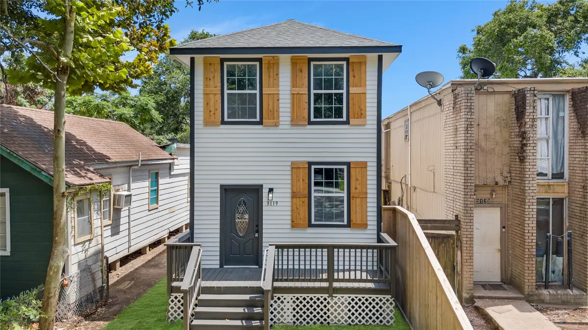 3119 Avenue M, Galveston, TX 77550 - Image #1