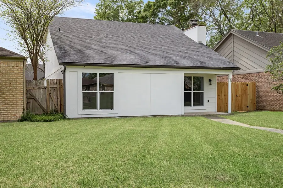 2 Sandelwood Trl Trail, Beaumont, TX 77706 - #3