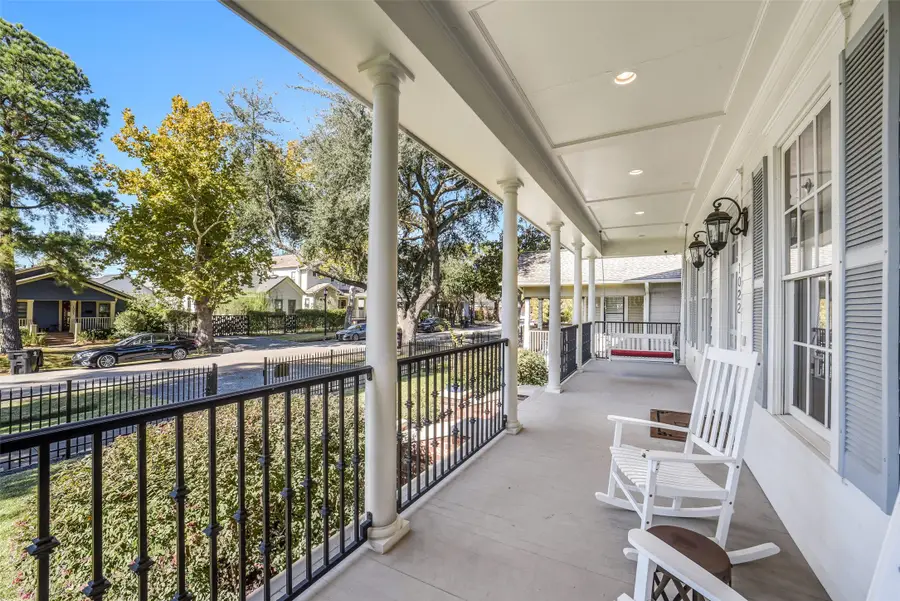 1022 Arlington Street, Houston, TX 77008 - Image #3
