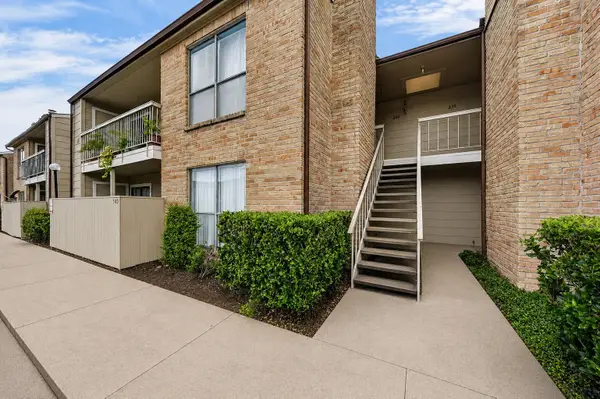 2100 Wilcrest Drive #140, Houston, TX 77042