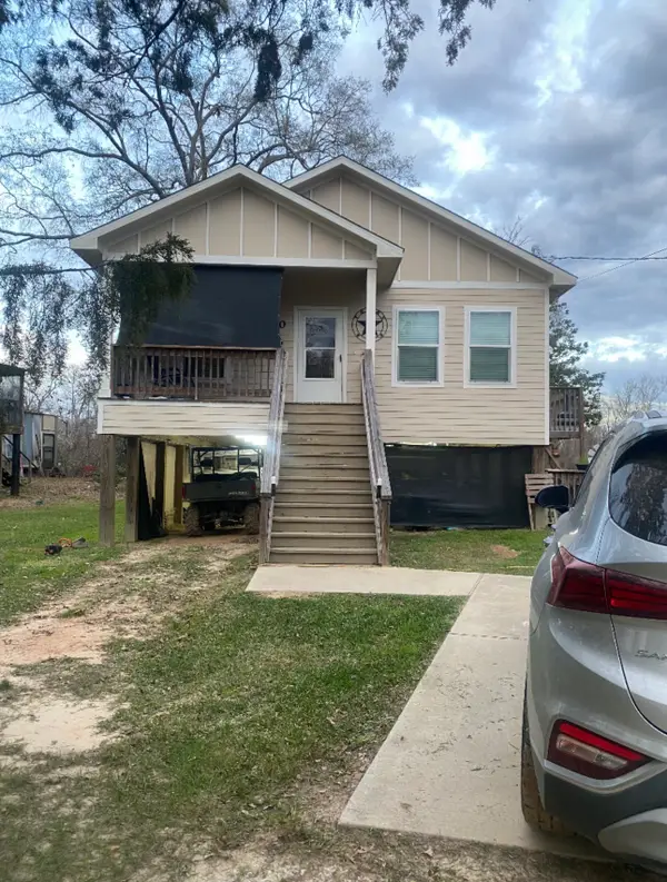 500 Warnock Glade Road, Woodville, TX 75979