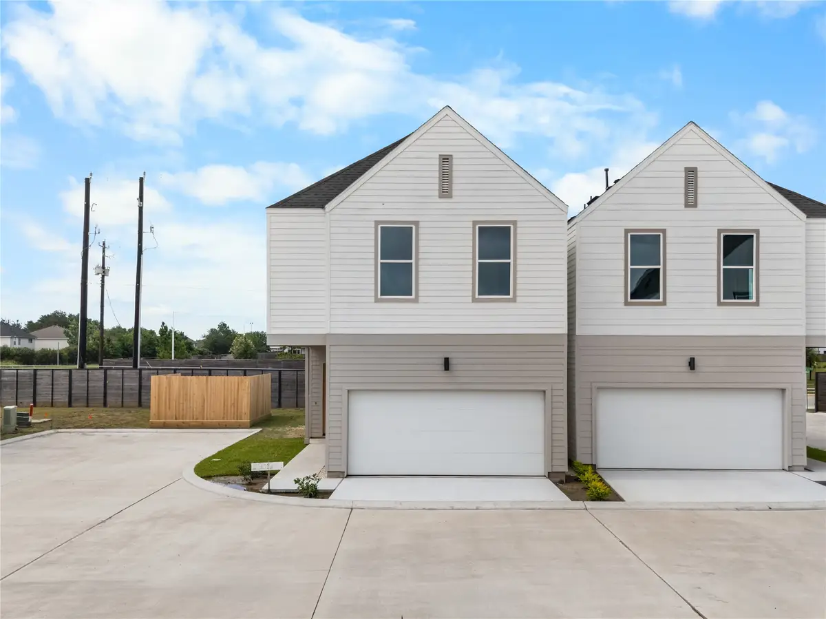 4006 Buffalo Moon Drive, Houston, TX 77045 - #1