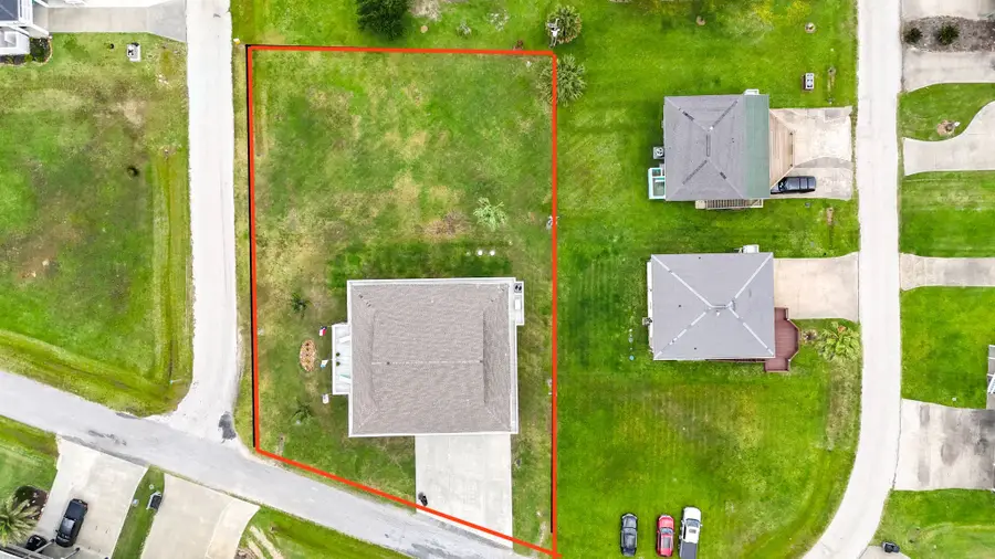 985 Sue Drive, Crystal Beach, TX 77650 - Image #2