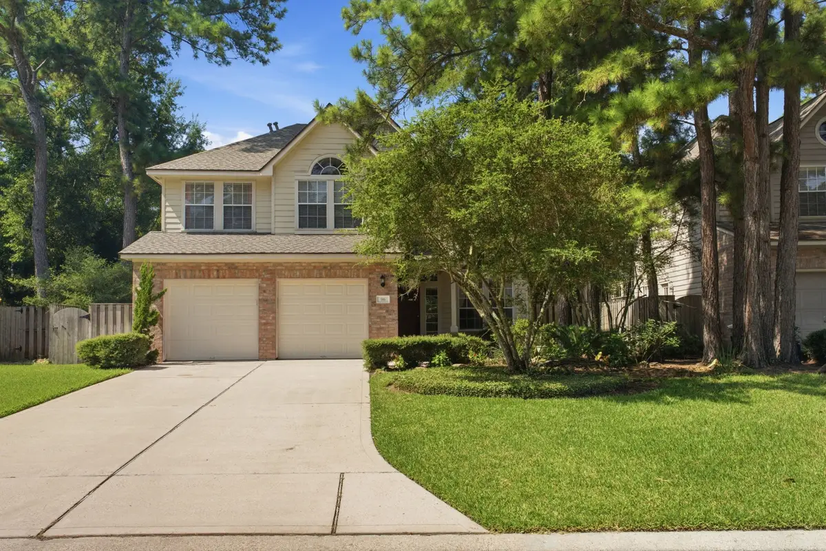 96 E Lakeridge Drive, The Woodlands, TX 77381 - #1