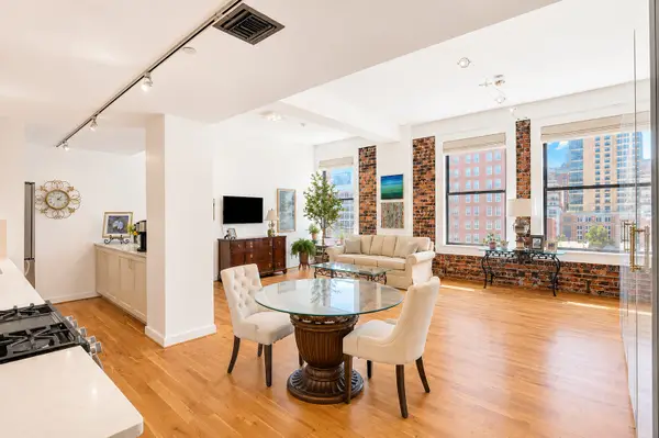 915 Franklin Street #8B, Houston, TX 77002