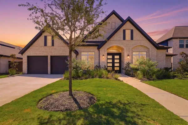 8922 Sierra Nevada Drive, Manvel, TX 77578
