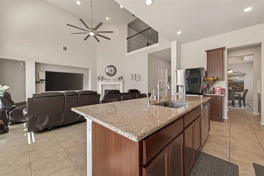 1315 Vinter Meadows Lane, Richmond, TX 77406 - Image #2